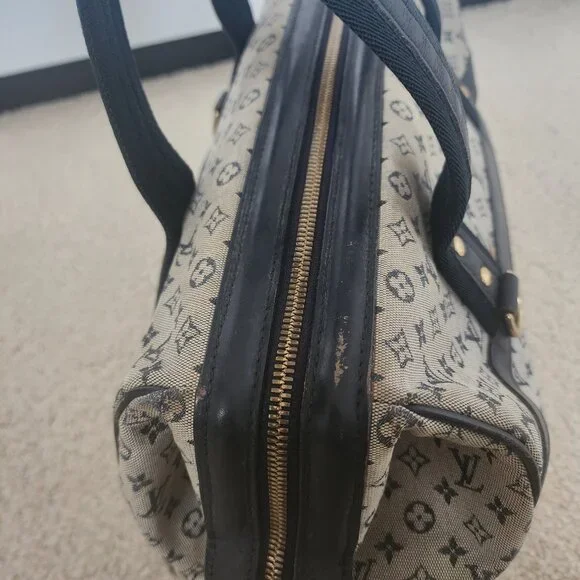 Louis Vuitton Josephine PM Monogram Canvas Bag used Authentic - Picture 3 of 16